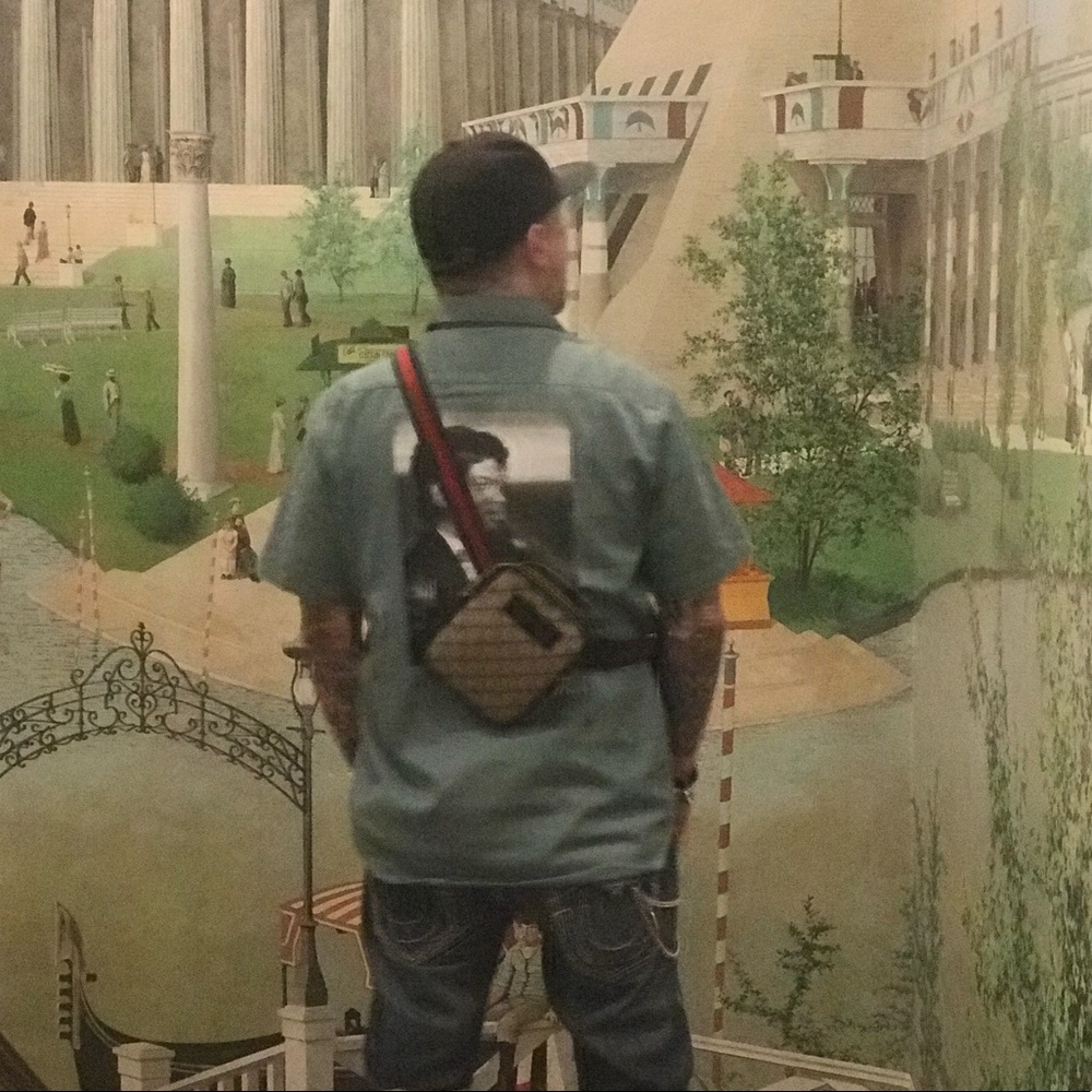 Meet your Posher, Johnny